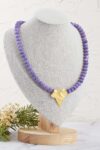 collar-jade-tinturado-morado-hoja-natural-baño-de-oro-miyuki-japones